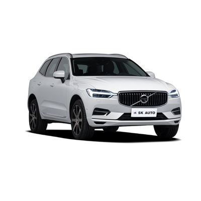فولفو XC60 هايبرد سيارة دفع رباعي كهربائية بالكامل 2.0T 310HP L4 4WD للعائلات للسفر