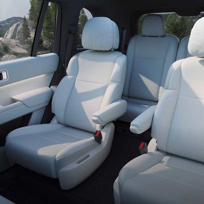 180 كم / ساعة السرعة القصوى لي L8 ماكس AWD 490 حصان 5 أبواب 6 مقعد SUV الكهربائية مع 1200 كم نطاق التنقل و 3005 مليمتر قاعدة العجلات