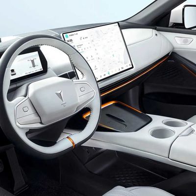 DEEPAL SL03 Changan Electric Car 170km / h مع بطارية بليد 550-705km طويل التحمل