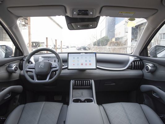 2025 طراز جديد BYD EV 4455mm الطول يوان زائد سيارات كهربائية معفاة من الضرائب سيارات SUV كهربائية بالكامل مع سقف الشمس مساحة كبيرة