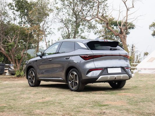 2025 طراز جديد BYD EV 4455mm الطول يوان زائد سيارات كهربائية معفاة من الضرائب سيارات SUV كهربائية بالكامل مع سقف الشمس مساحة كبيرة