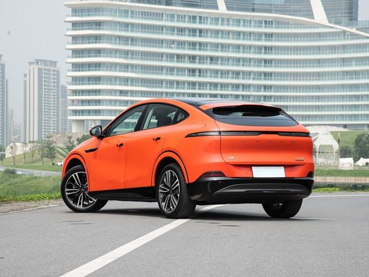 2025 Xpeng G6 القوي مع سعة بطارية 68.5/80.8 كيلوواط في الساعة و 0.2 ساعة وقت شحن سريع مع مدى طويل