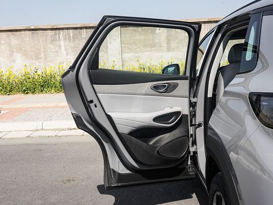 2025 بيع ساخن نموذج جديد بي واي دي سياليون 05EV سيارة كهربائية شحن سريع 520 كيلومتر إلكترونية طويلة المدى مع سقف شمسي