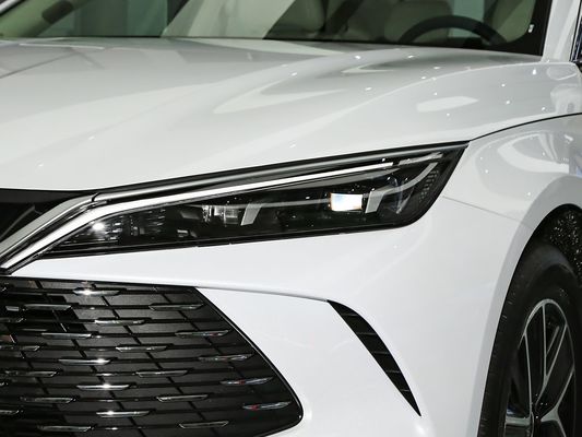 2025 BYD سيارة كهربائية Qin L EV متعدد الروابط تعليق مستقل شحن سريع نموذج جديد للبيع الساخن مع سقف الشمس