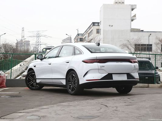 2025 BYD سيارة كهربائية Qin L EV متعدد الروابط تعليق مستقل شحن سريع نموذج جديد للبيع الساخن مع سقف الشمس