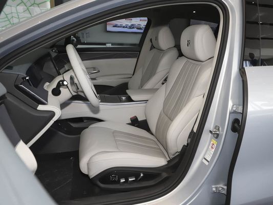 2025 سيارة كهربائية قوية من طراز هان L BYD مع طاقة أقصى 500 كيلوواط ومرحلة جلدية 1000 فولت شحن سريع عالي الجهد