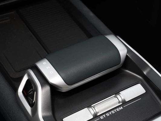 2025 ديبال G318 AWD مركبة كهربائية هجينة قابلة للشحن سريعة الشحن مركبة خارج الطريق نموذج جديد مساحة كبيرة مع سقف شمسي أداء أفضل