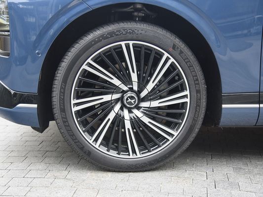 اكبر تجربة قيادتك مع Xpeng G9 سيارة كهربائية شحن سريع أقصى عزم محرك 695N.m أقصى قوة محرك 423kW أقصى سرعة 200km / h