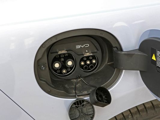 2025 BYD EV Car Seal AWD الأداء الطويل المدى 600 كيلومتر شحن سريع سيارة كهربائية أربع عجلات محرك سيارة كهربائية مع سقف شمسي