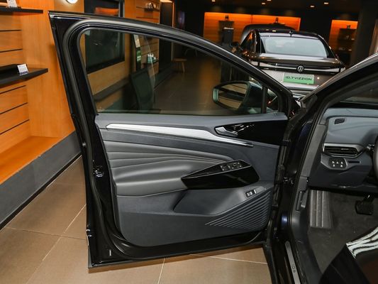2025 فولكسفاجن سيارة كهربائية ID.4 شحن سريع سيارة مدى طويل 601km 80.4kWh بطارية مبيعات ساخنة نموذج جديد أداء جيد مع سقف شمسي