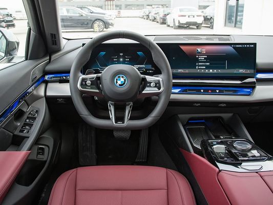 2025 BMW I5 سيارة كهربائية فاخرة أداء جيد xDrive مدى طويل 651 كيلومتر شحن سريع EV نموذج جديد سيدان مع سقف الشمس BMW 5 Series