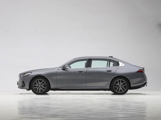طراز جديد BMW I5 eDrive 2025 مبيعات ساخنة سيارة كهربائية مدى طويل أكثر من 700 كم EV شحن سريع ليموزين سيدان مع سقف الشمس مساحة كبيرة